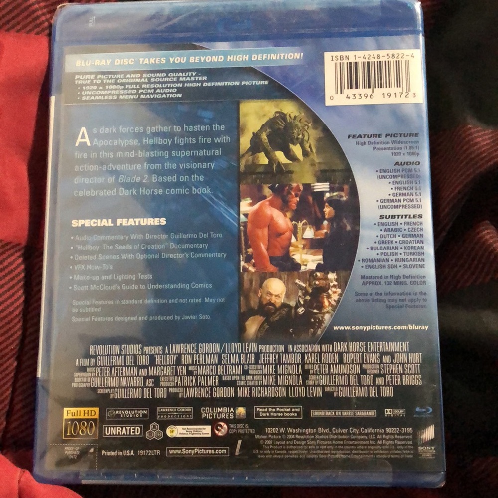 Hellboy - Picture 2 of 2
